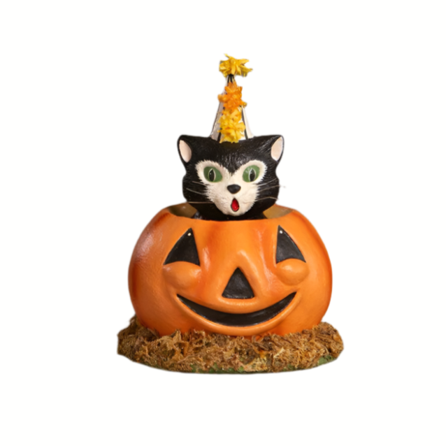 Cecil's Hang Out by Bethany Lowe Designs Quirks!