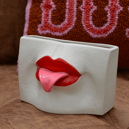 TONGUE-OUT VASE