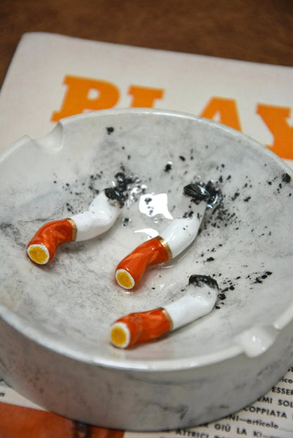 CLASSIC CIG ASHTRAY