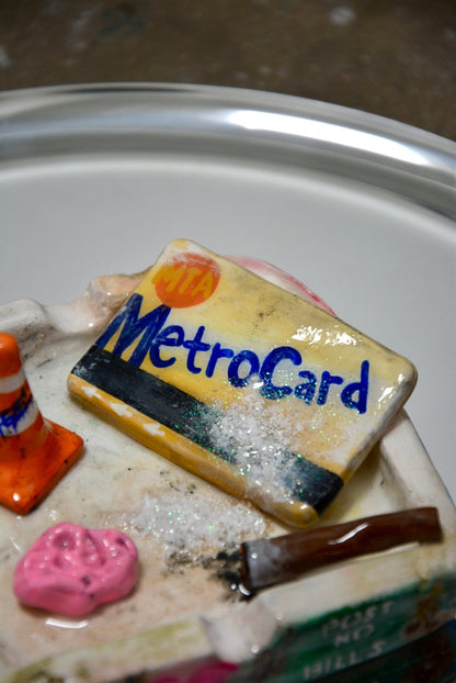 CONCRETE JUNGLE ASHTRAY