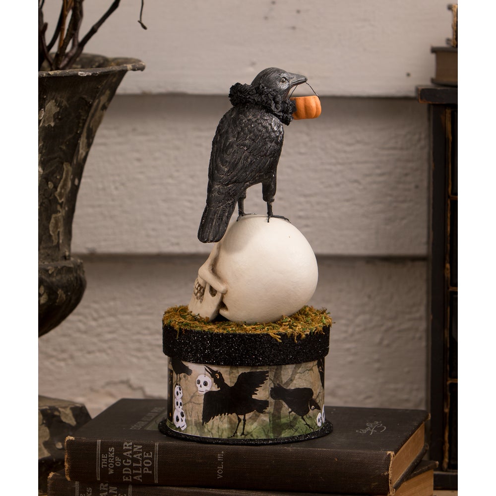 Crow and Skull on Box by Bethany Lowe Designs Quirks!