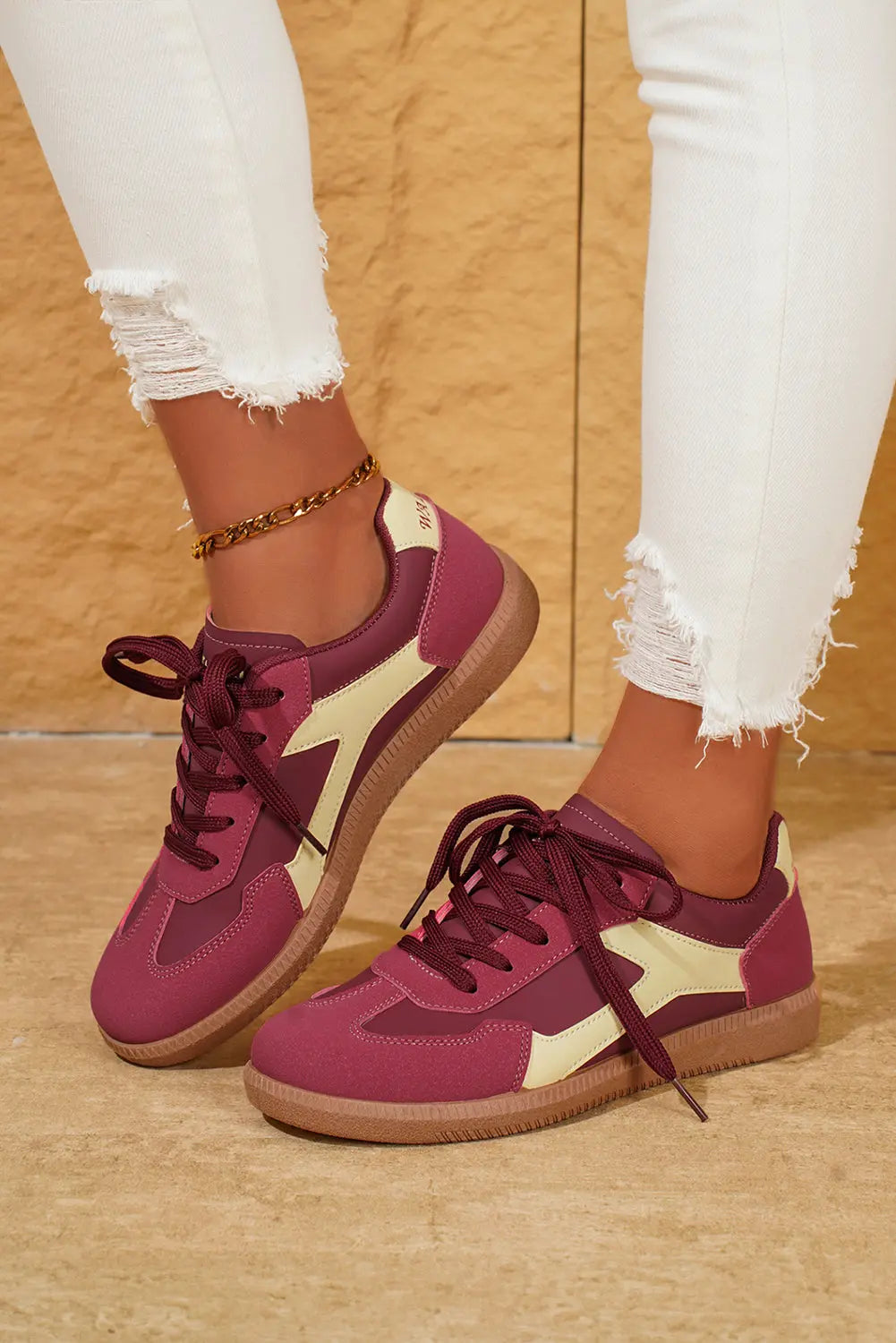 Fiery Red Stitched Colorblock Casual Lace-Up Sneakers Shewin