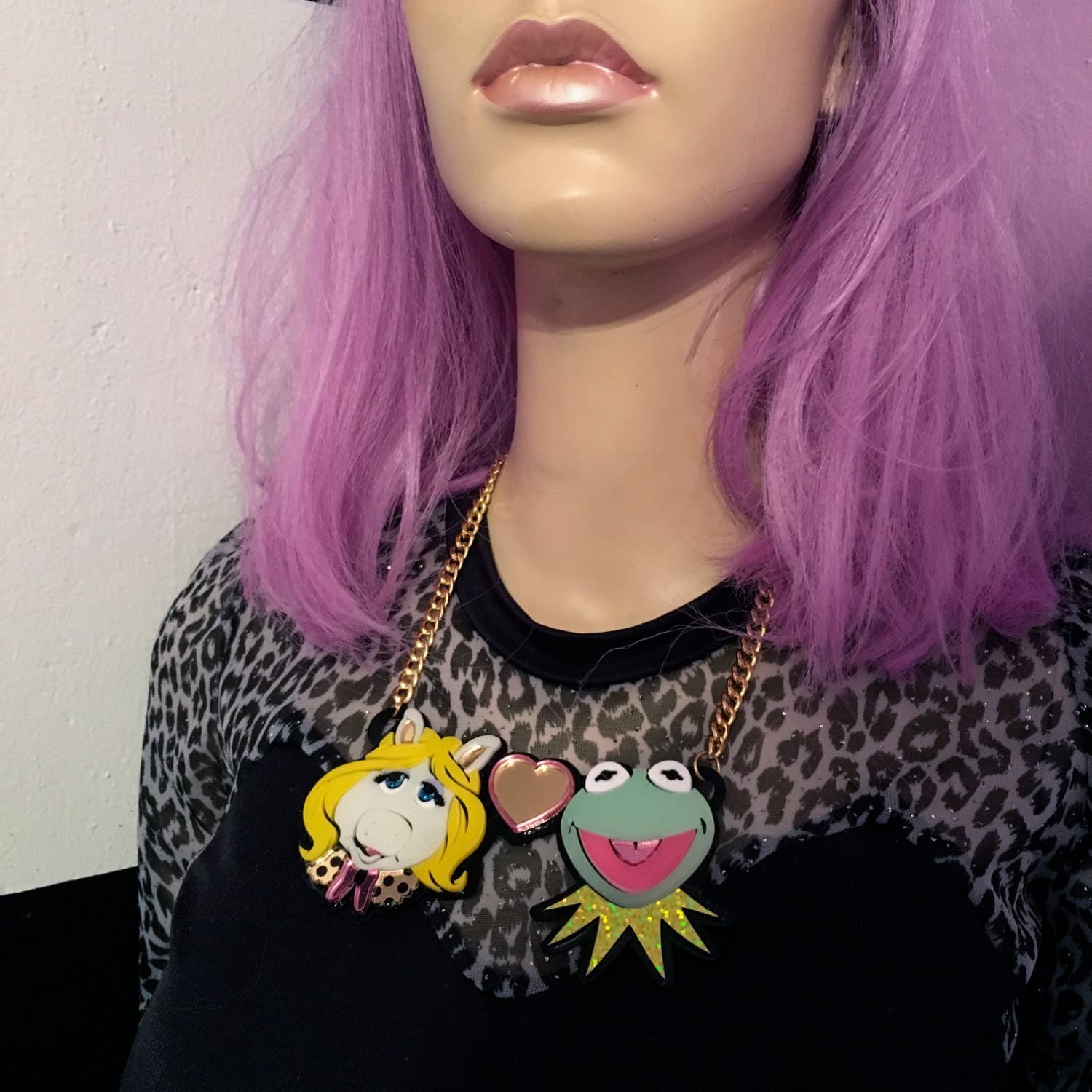 Miss Piggy Loves Kermit Laser Cut Acrylic Necklace Quirks!