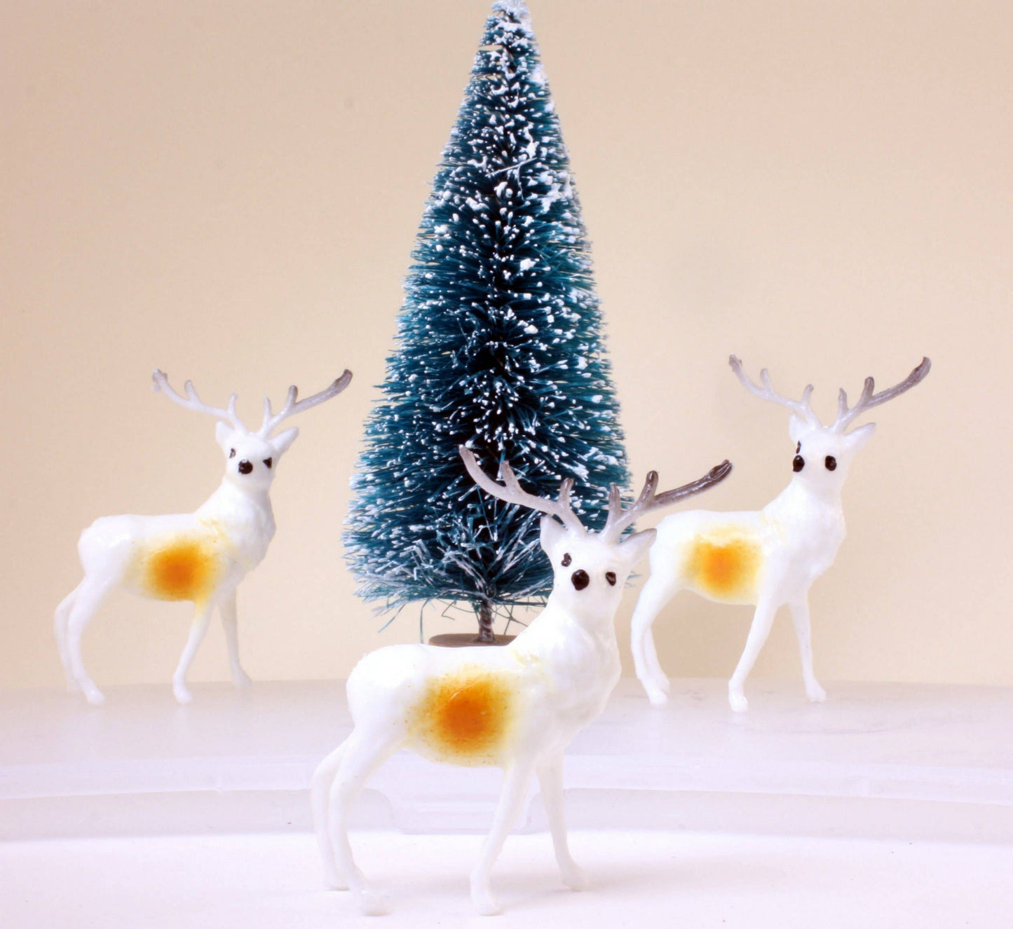 Retro Style 1.5" Reindeer Decorative Figurine, 1960s Quirks!