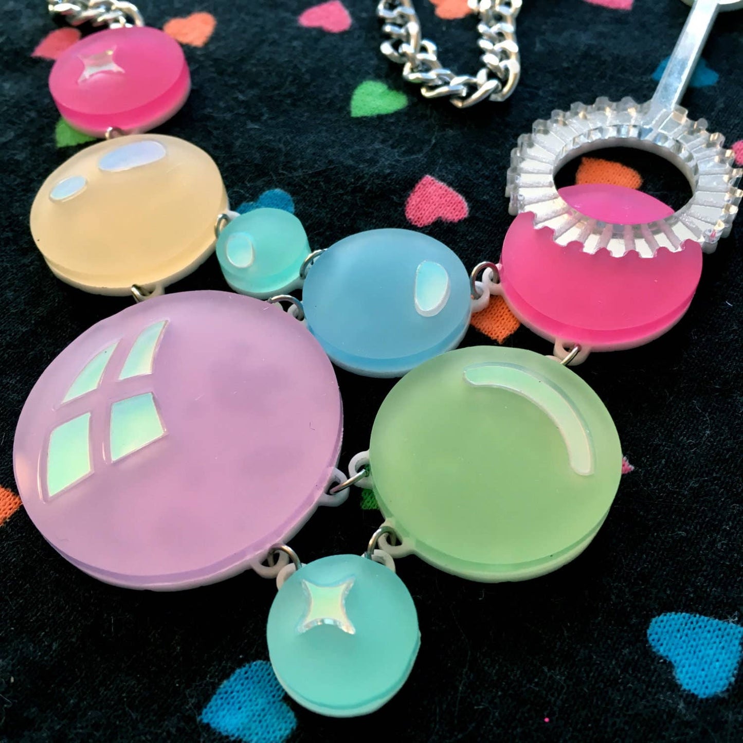 Pastel Rainbow Super Bubble & Wand Statement Necklace Quirks!