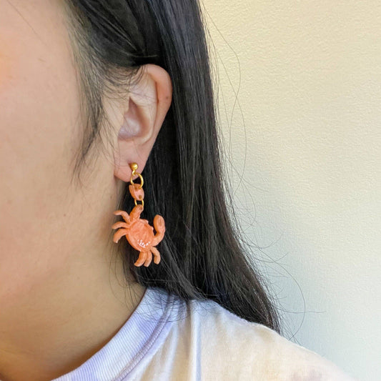 Crawling into Summer Crab Earrings Quirks!