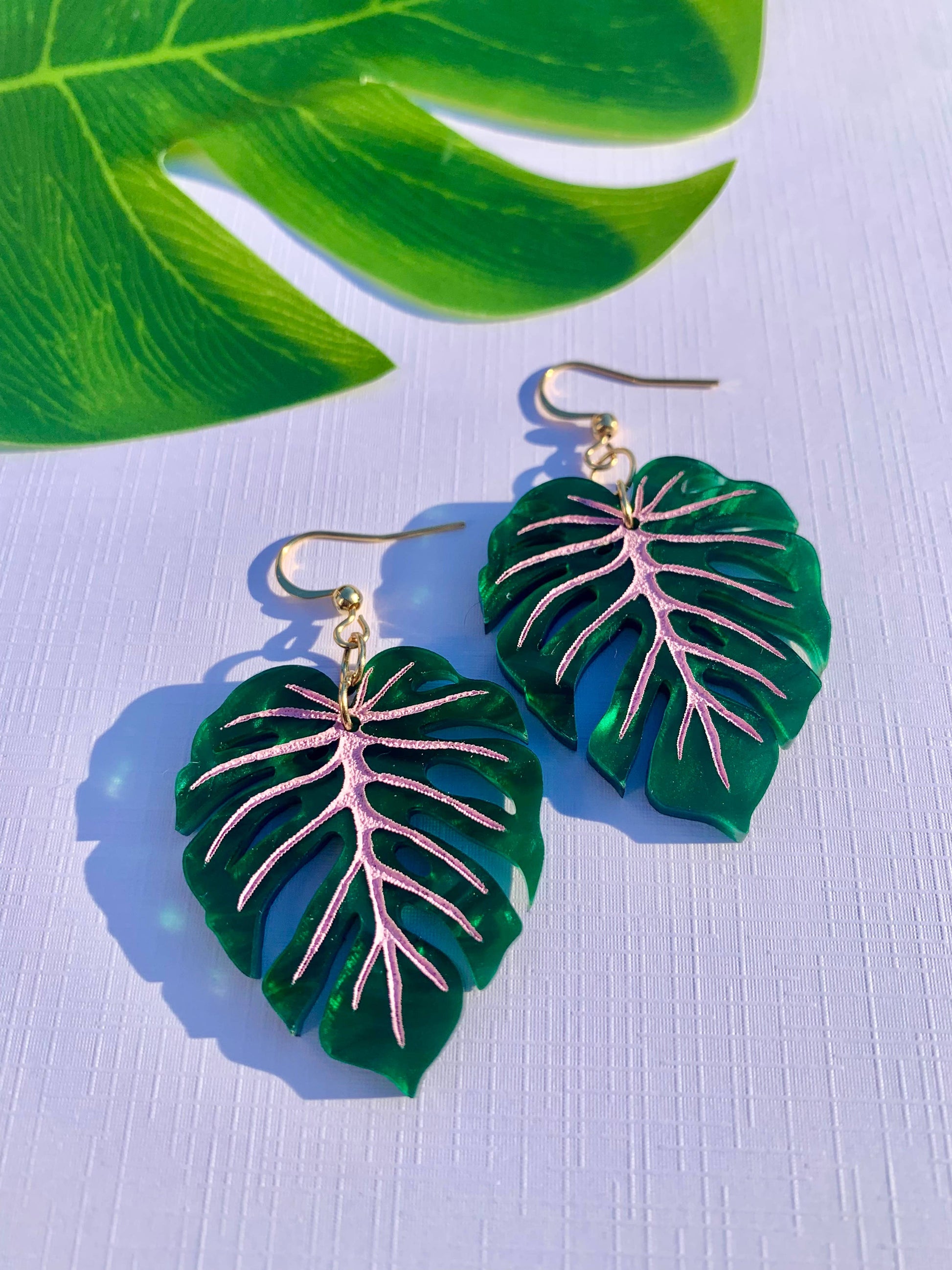 Mini Monstera Leaf Acrylic Earrings Quirks!