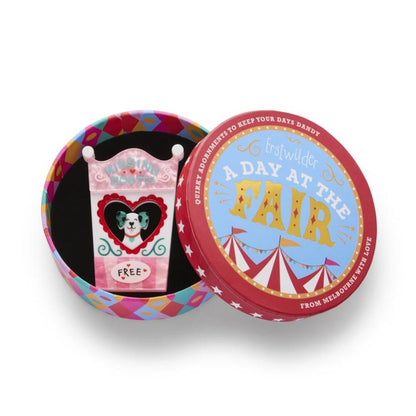 Free Kisses Brooch by Erstwilder Quirks!