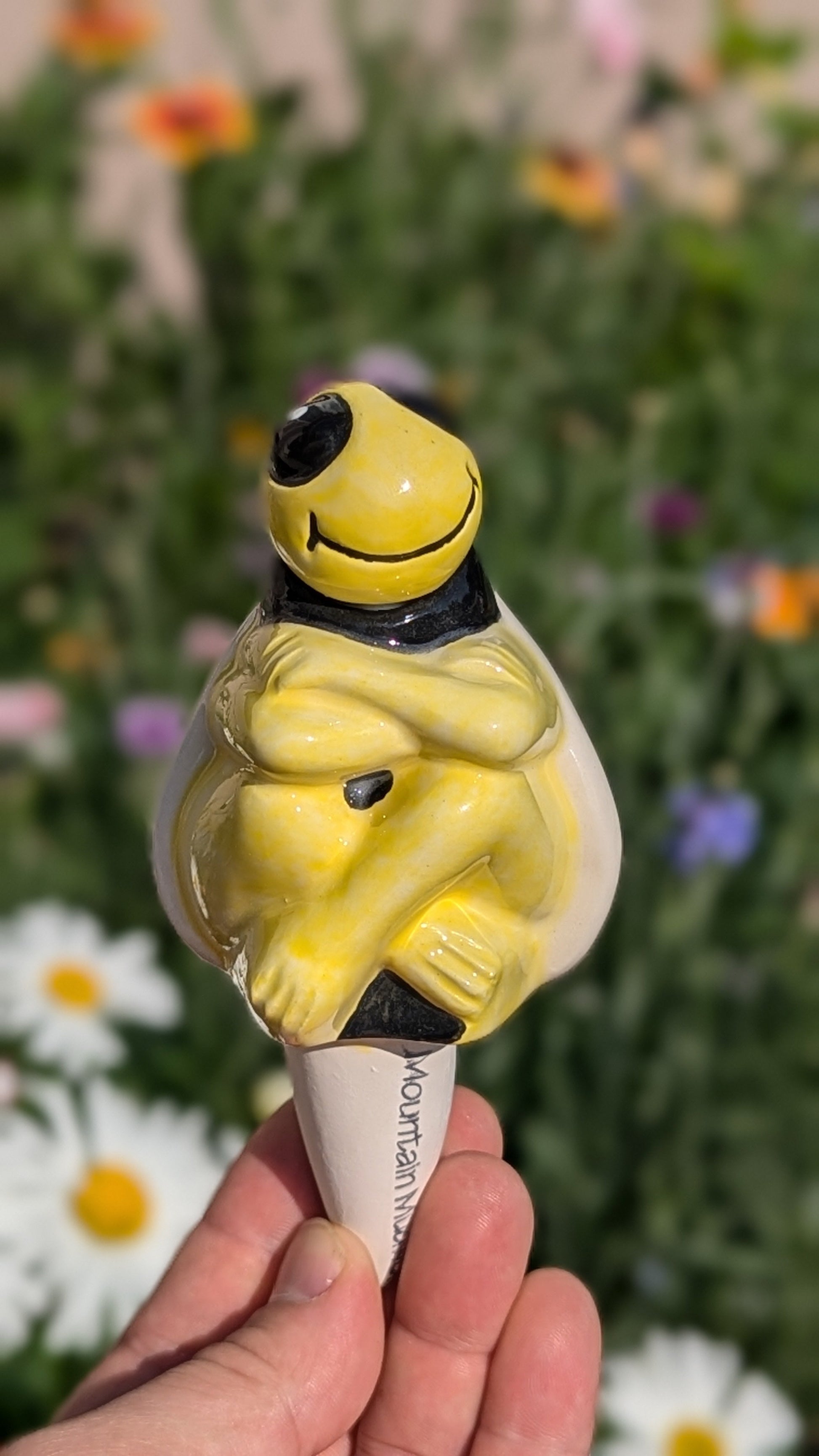 Bee Watering Spike Mountain Mudworks