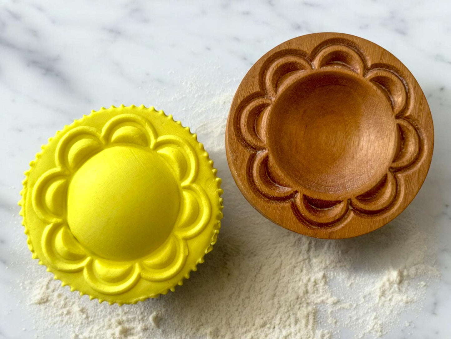 Artisan Ravioli Mold – Solid Wood, Detailed Design