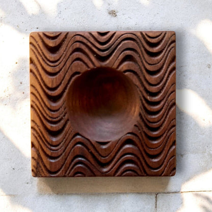 Artisan Ravioli Mold – Solid Wood, Detailed Design