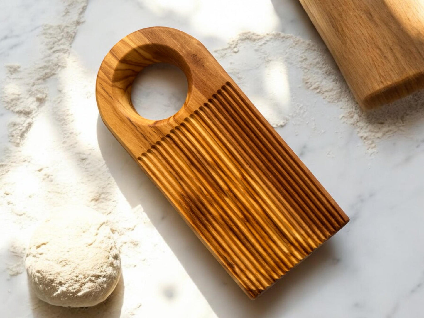 Olive Wood Gnocchi Board – Deep Grooves for Classic Texture
