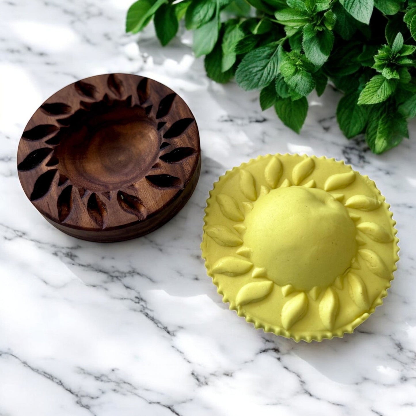 Artisan Ravioli Mold – Solid Wood, Detailed Design