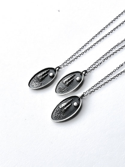 Full Moon Lake Necklace Small