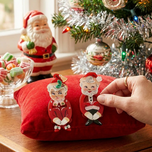Mr. Kitschmas KneeHugger Brooch by 50's Vintage Dame x Lipstick & Chrome