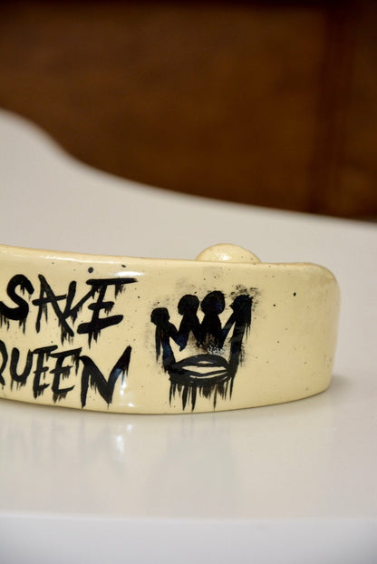 MID-CENTURY MODERN SOFA INCENSE HOLDER