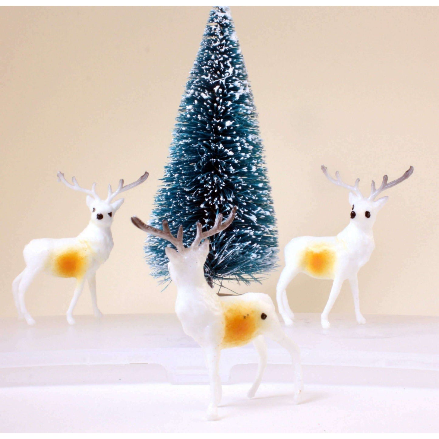 Retro Style 1.5" Reindeer Decorative Figurine, 1960s