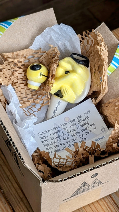 Bee Watering Spike Mountain Mudworks