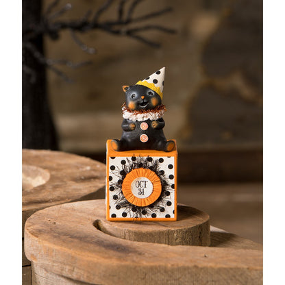 Party Hat Kitty on Block by Bethany Lowe Designs Quirks!