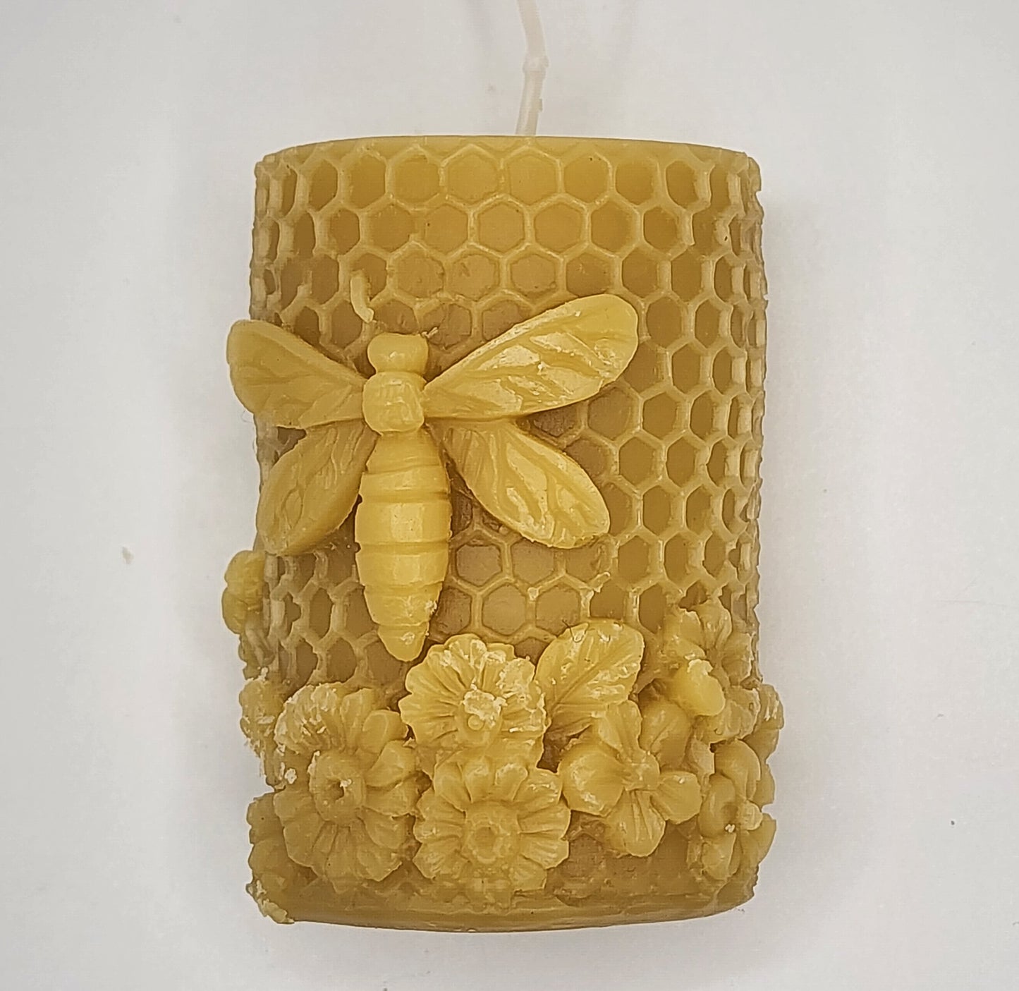 Dragonfly on Flowers Beeswax Candle – 3.7 oz