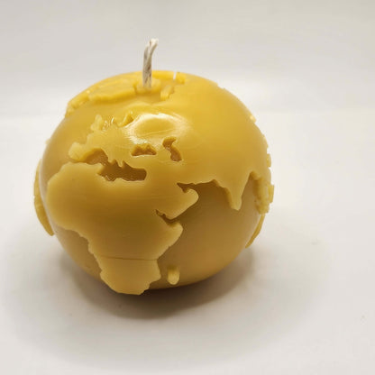 Earth Globe Beeswax Candle – 6.9 oz