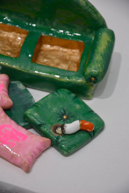 SAVAGE GRAFFITI COUCH