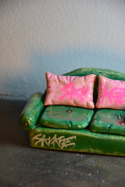SAVAGE GRAFFITI COUCH