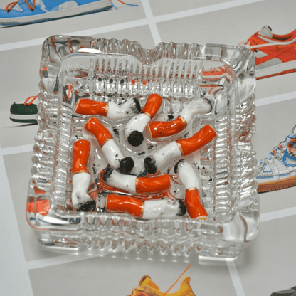 SMOLDERING ELEGANCE ASHTRAY