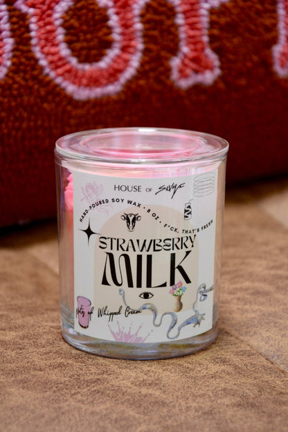 STRAWBERRY MILK CANDLE