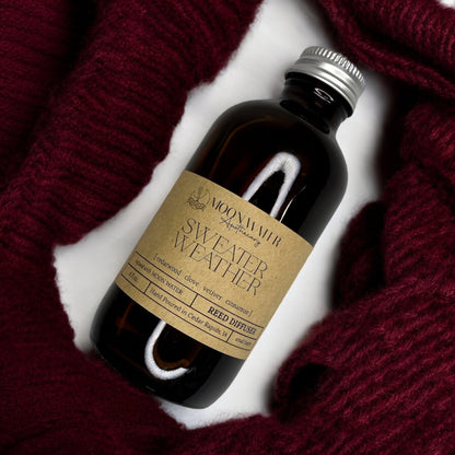 Sweater Weather - ROOM SPRAY & REED DIFFUSER, ROOM SPRAY & REED DIFFUSER Sweater Weather – Cinnamon & Autumn Leaves Scent