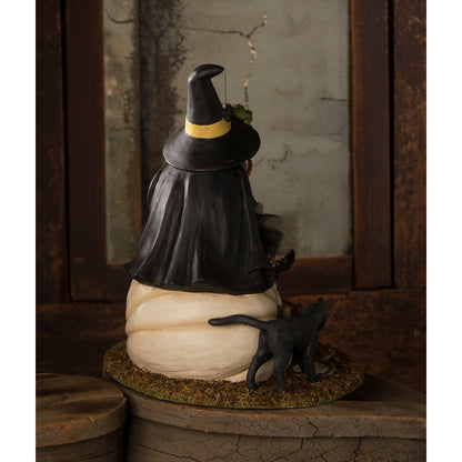The Fairest Witch of Them All by Bethany Lowe Designs Quirks!