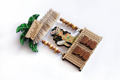 Tiki Bar Brooch by Laliblue